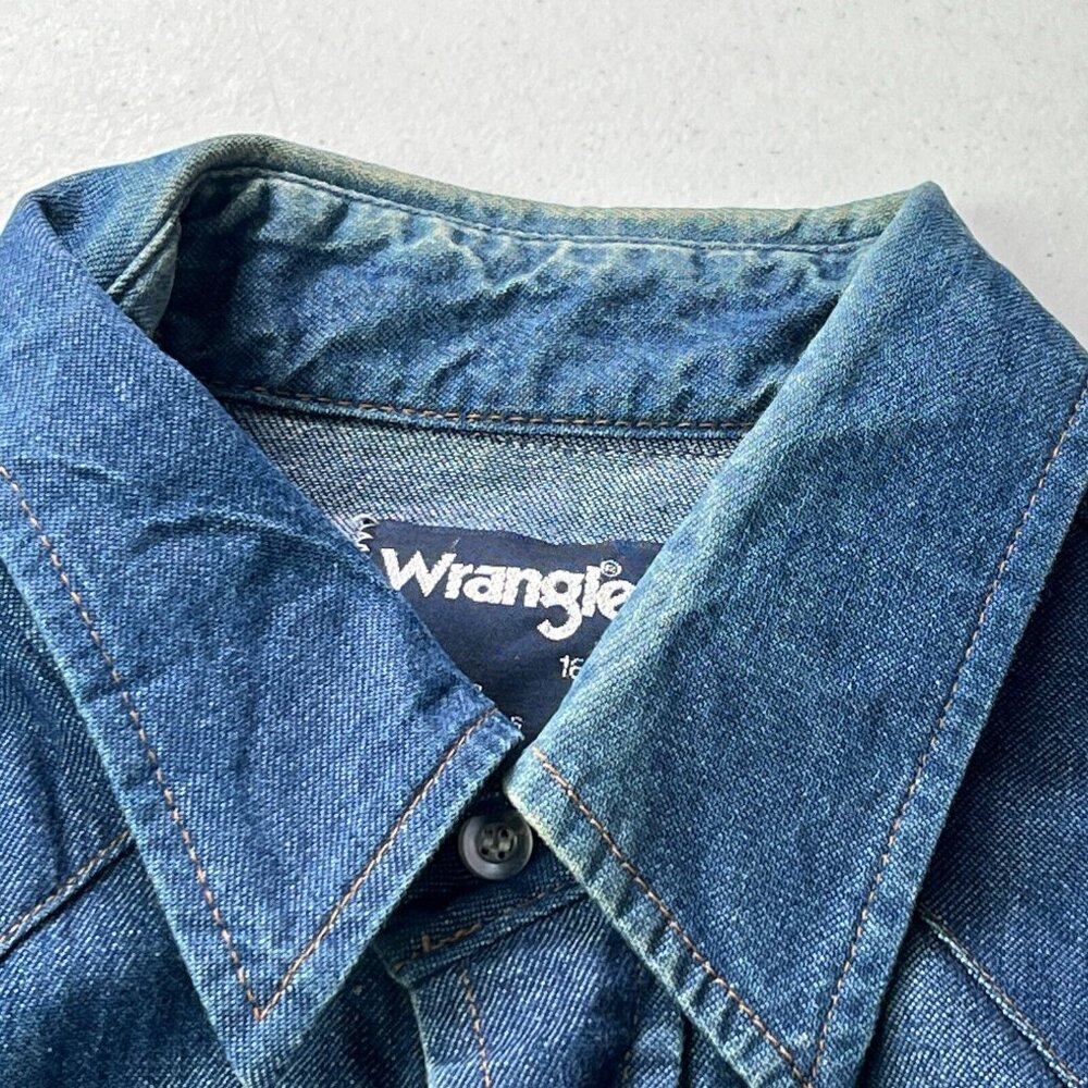 Vintage Wrangler Denim Shirt Long Sleeve Pearl Snap Mens 16.5–34 - Picture 3 of 8